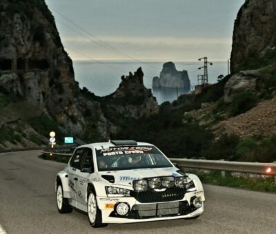 Gianluca Laconi (gradita firma) della Skoda Fabia di Siddi-Maccioni al 1° Rally Sulcis Iglesiente